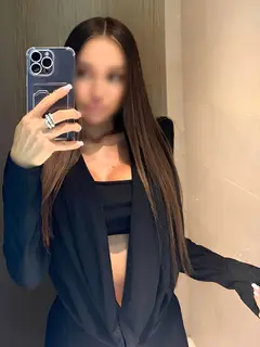 Erika profile in Dubai