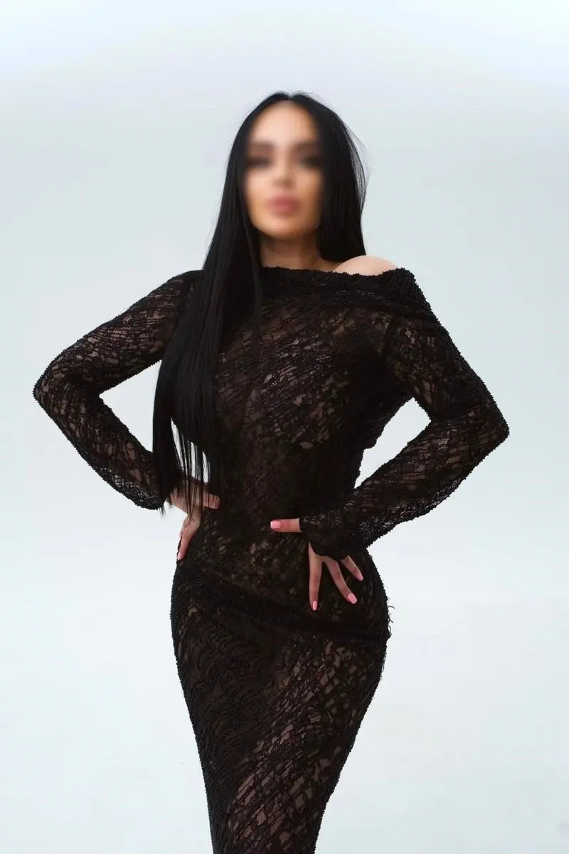 Monna profile in Dubai
